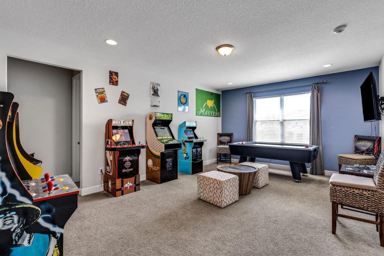 Spacious 8 Bdr Family Home With Arcades And Free Pool Heat Orlando Eksteriør billede